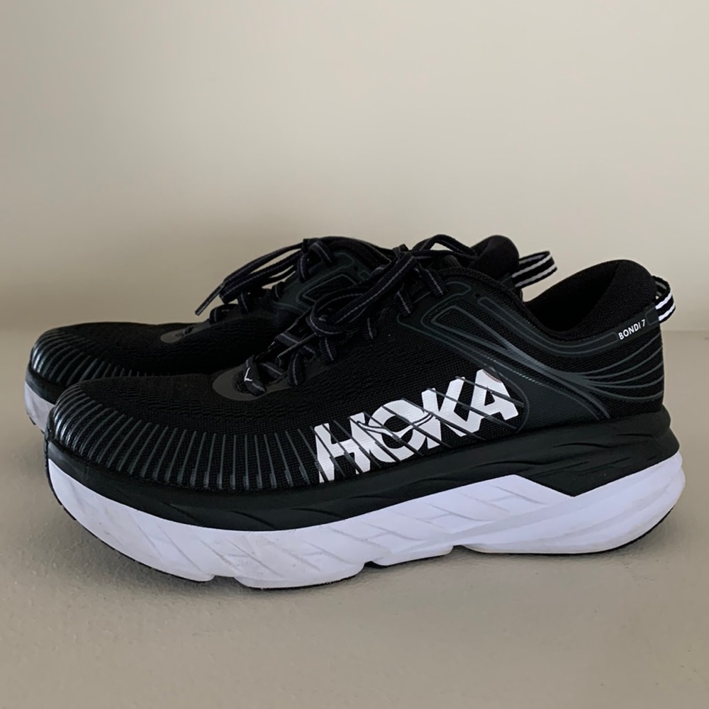 Hoka One One Women’s Bondi 7 Size 8D Wide Width